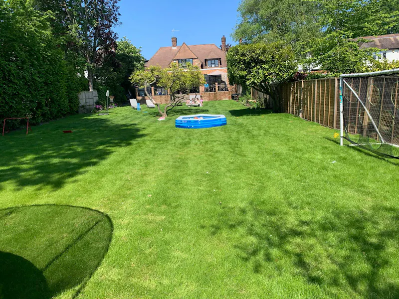 Garden at Large luxe house Radlett, D2565 (photo 15)