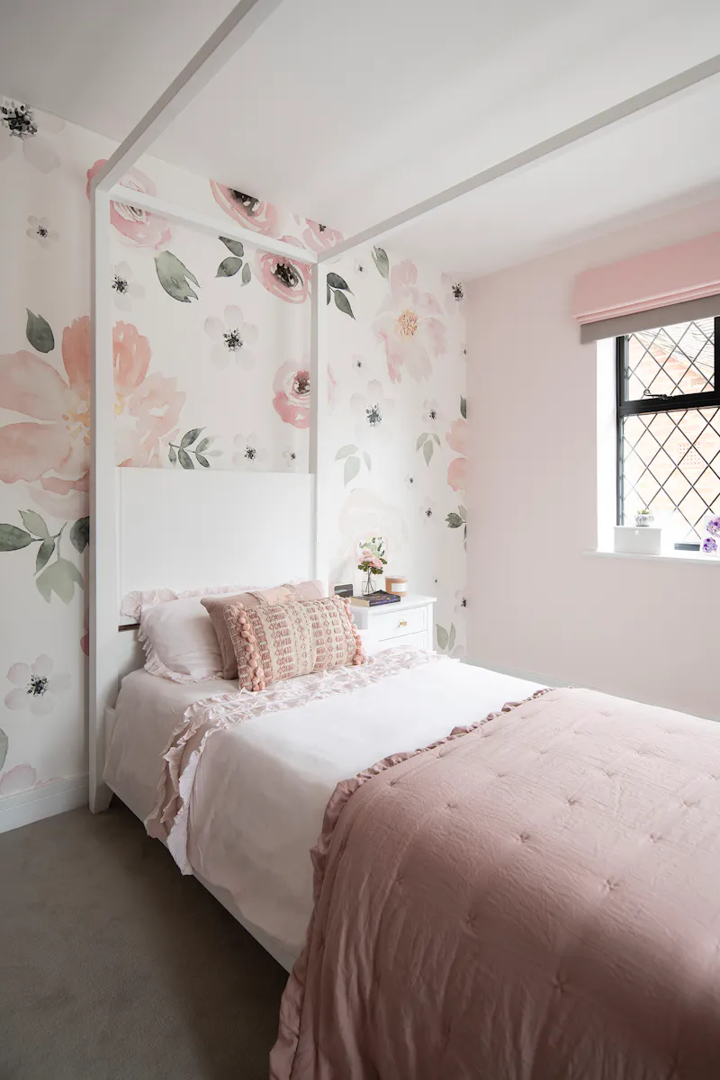 Bedroom - teen at Large luxe house Radlett, D2565 (photo 13)