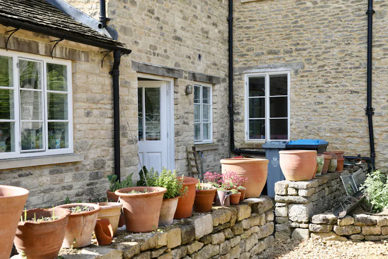 Large farmhouse near Witney, L722 (photo 43)
