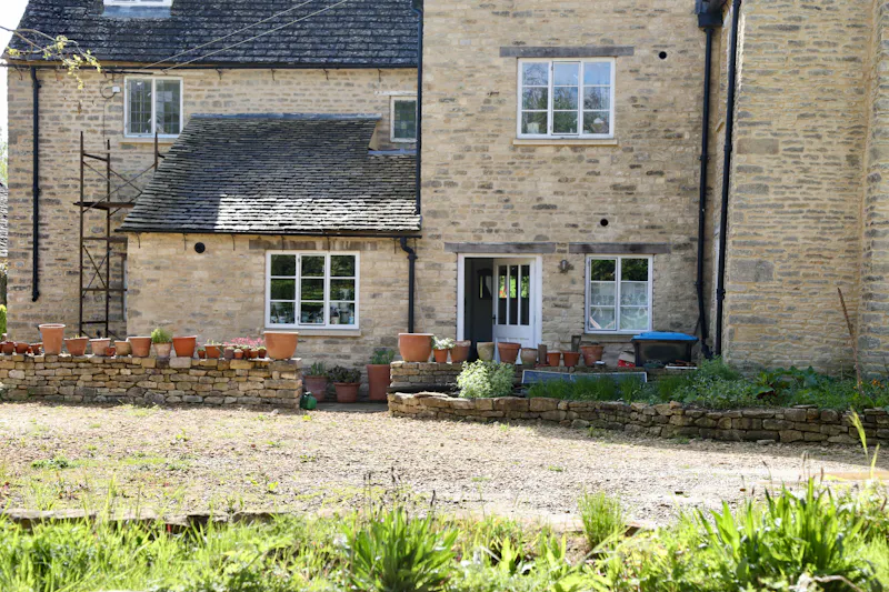 Large farmhouse near Witney, L722 (photo 44)