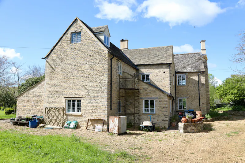 Large farmhouse near Witney, L722 (photo 50)