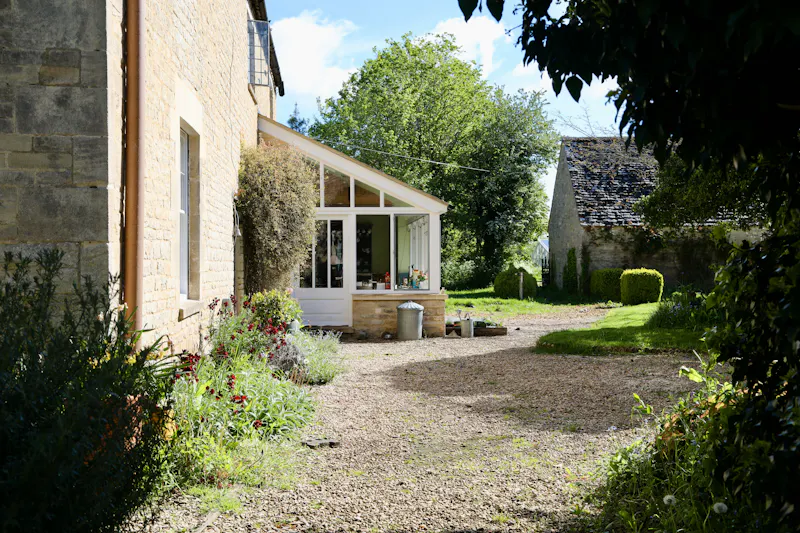 Large farmhouse near Witney, L722 (photo 59)