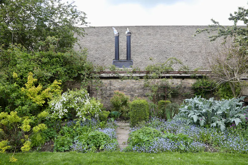 Large farmhouse near Witney, L722 (photo 67)