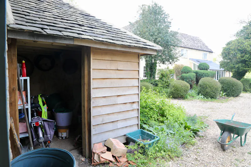 Large farmhouse near Witney, L722 (photo 45)