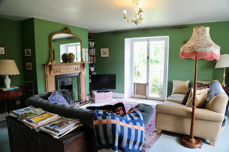 Living Room at Claywell cottage in Oxfordshire, L723 (photo 13)