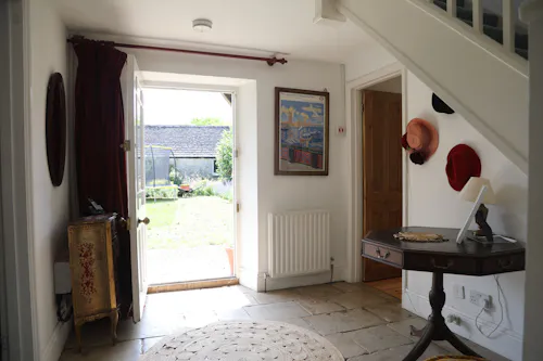 Claywell cottage in Oxfordshire, L723