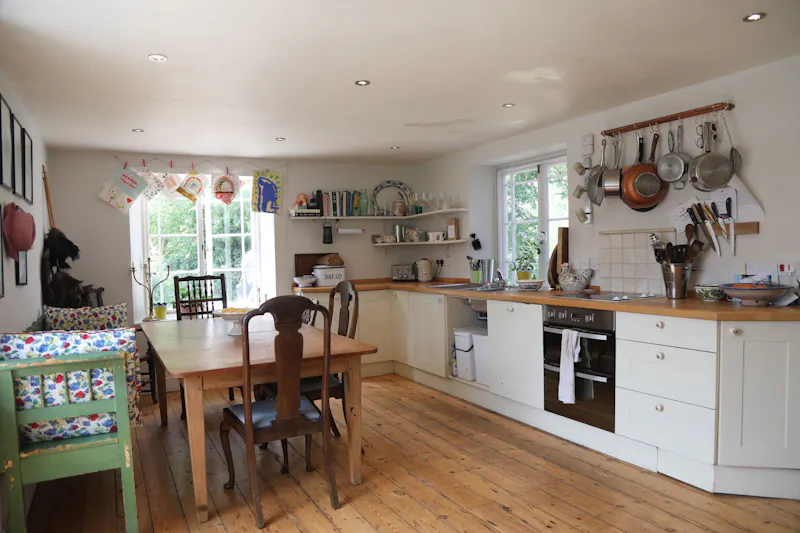 Floor - wooden at Claywell cottage in Oxfordshire, L723 (photo 4)