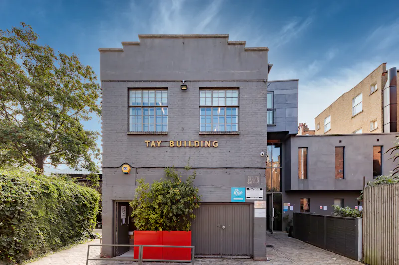Driveway at Warehouse space Kensal Rise, N498 (photo 1)