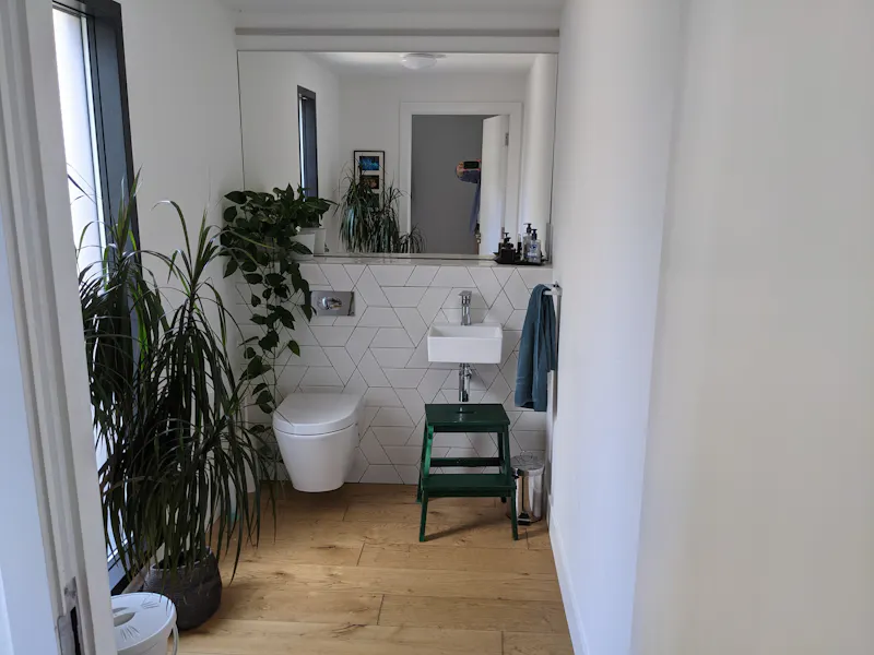 Bathroom at New-build mews in Finsbury, D2525 (photo 10)