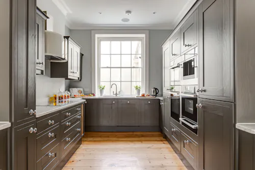Brighton Kemptown townhouse, B1943