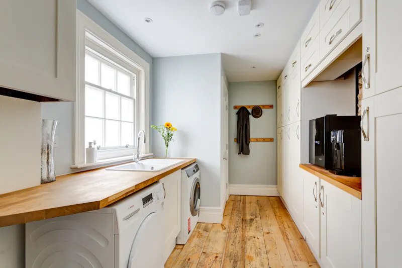 Utility room at Brighton Kemptown townhouse, B1943 (photo 5)