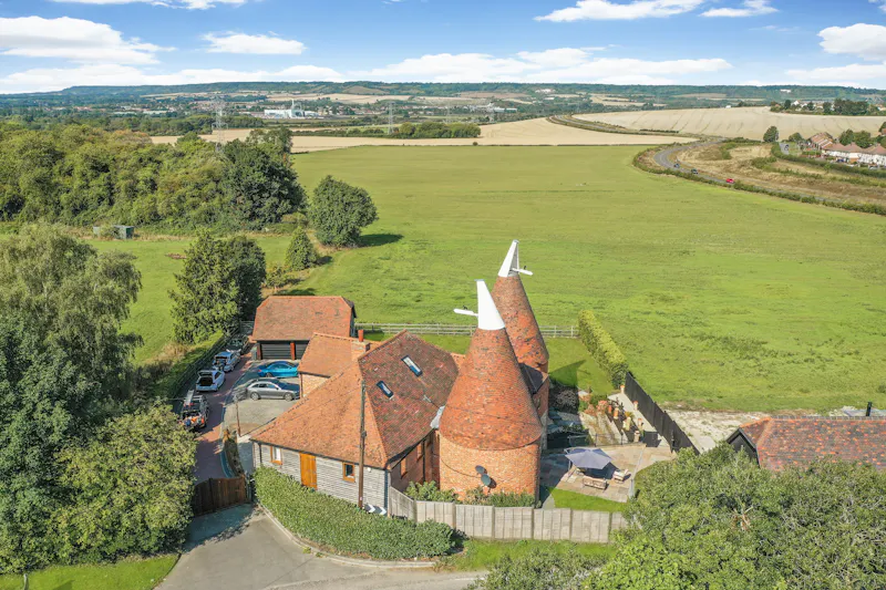 Views - country at Converted oast house in Burham , D2560 (photo 18)