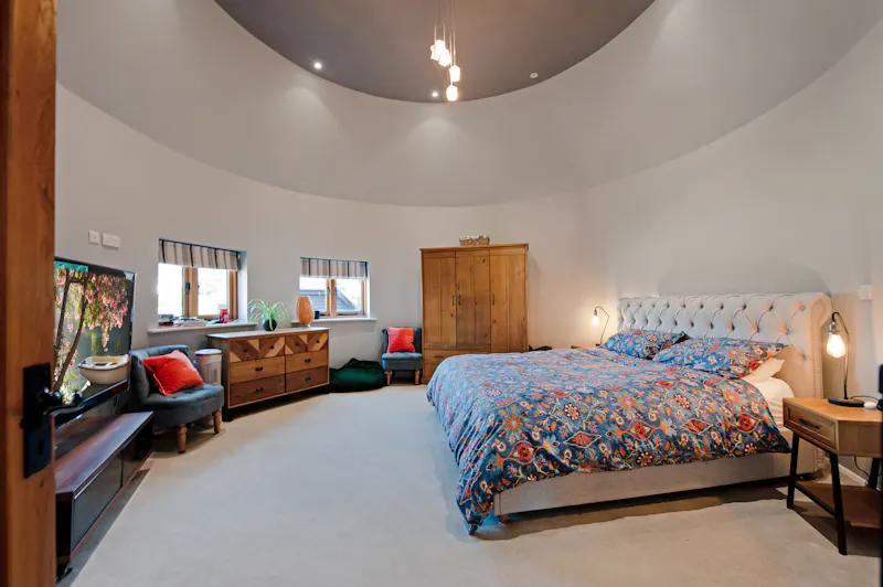 Bedroom at Converted oast house in Burham , D2560 (photo 14)