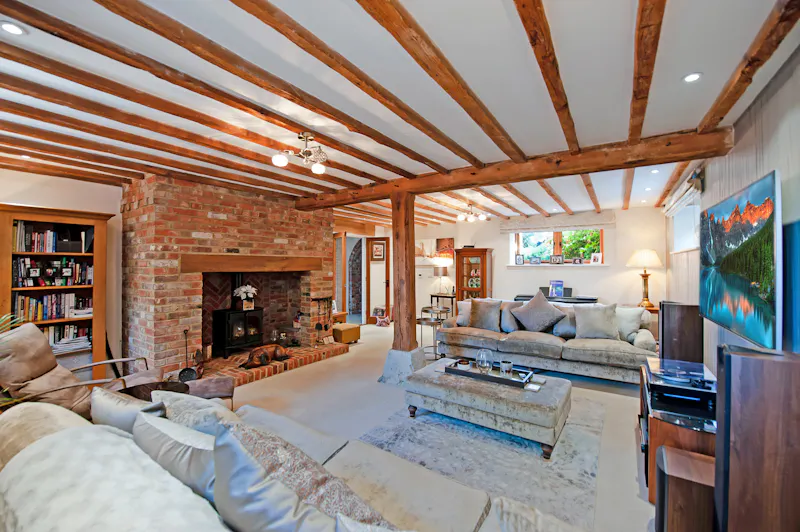 Fireplace at Converted oast house in Burham , D2560 (photo 3)