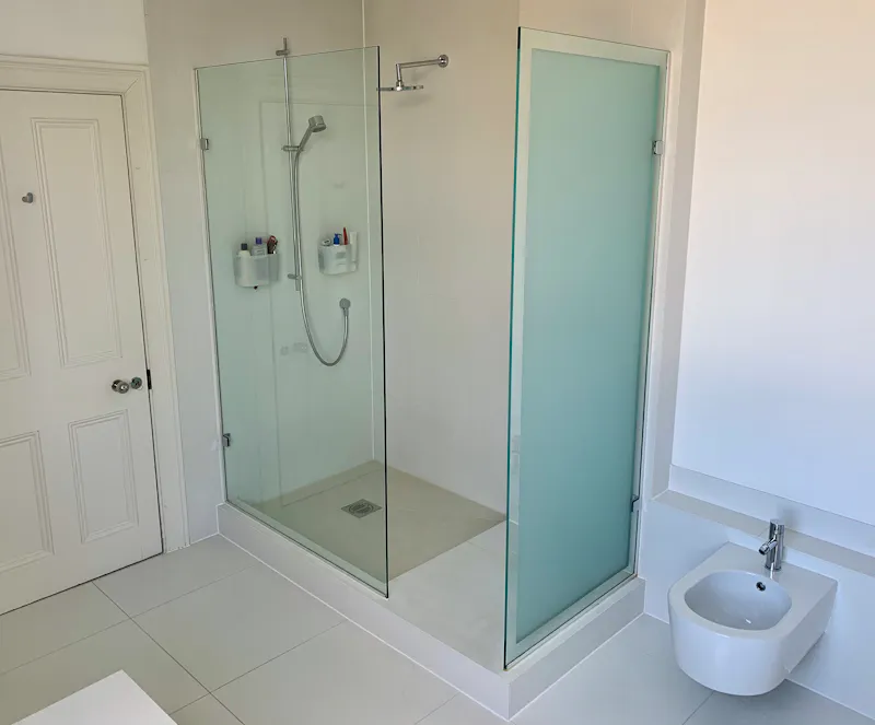 Shower at Large Victorian house Chiswick, B1919 (photo 67)