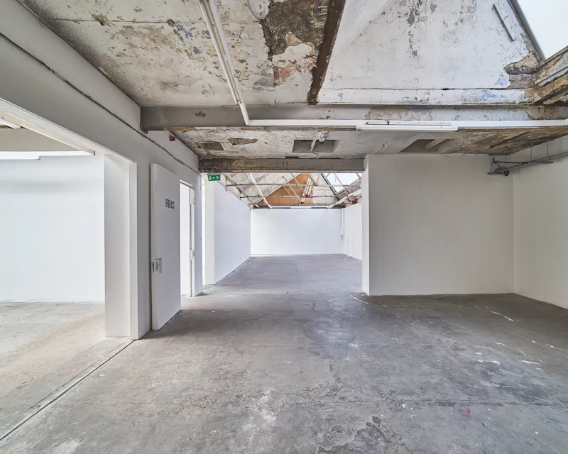 Gallery at Peckham warehouses and rooftops, N248 (photo 10)