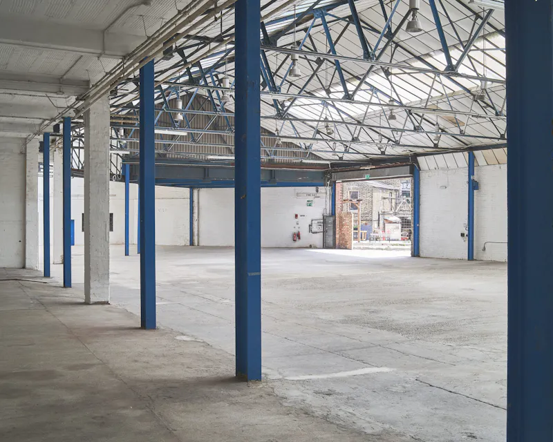 Peckham warehouses and rooftops, N248 (photo 7)