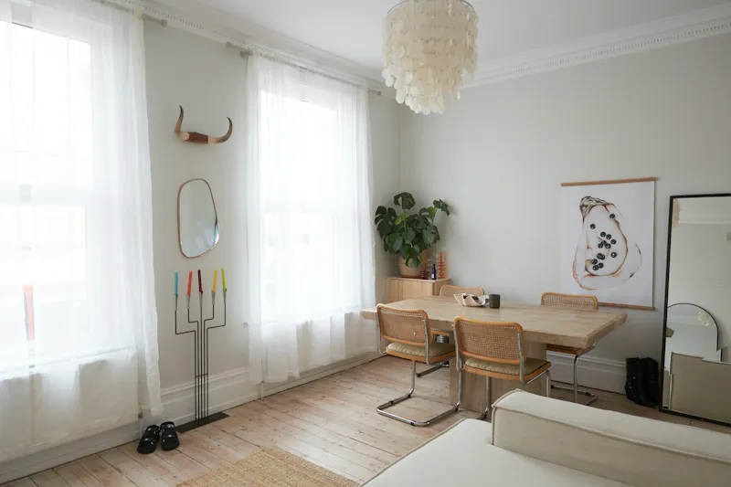 Living Room at Victorian neutral apartment, B1941 (photo 1)