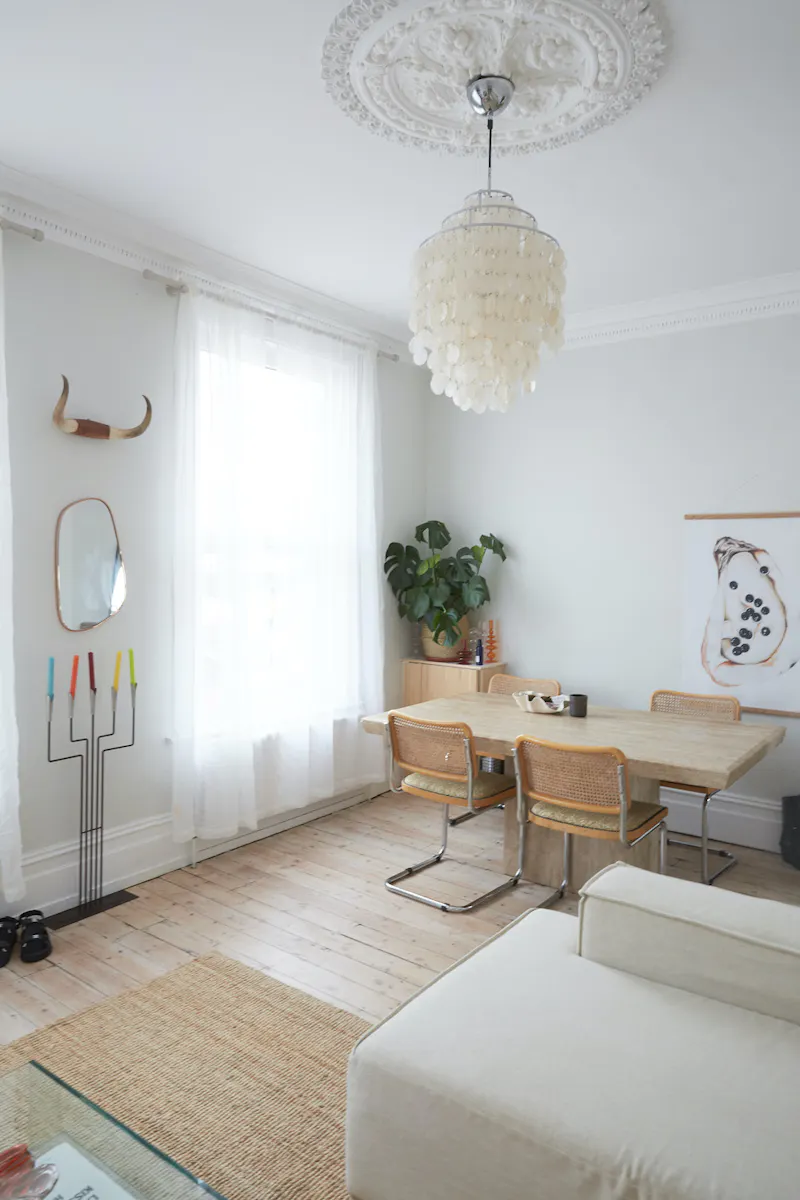 Victorian neutral apartment, B1941 (photo 6)