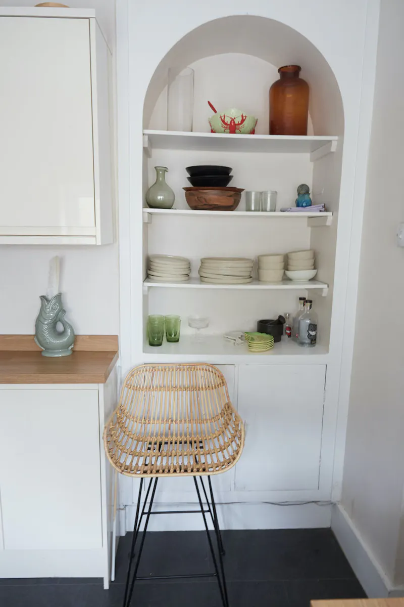 Victorian neutral apartment, B1941 (photo 7)