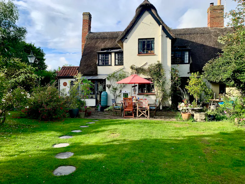 Countryside at Funky cottage Great Abington, C924 (photo 1)