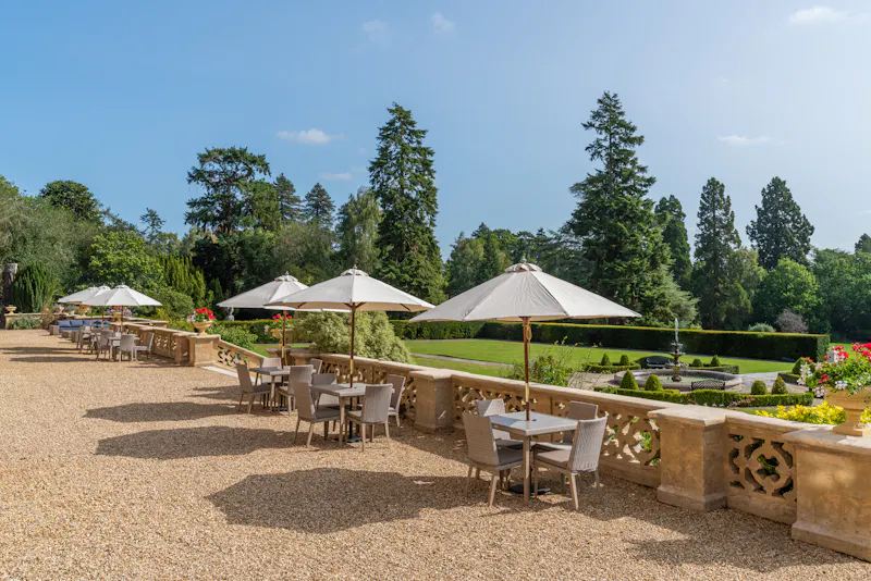Terrace/Patio at Jacobean manor house Bracknell, H184 (photo 37)