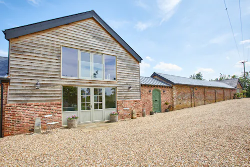 Stunning barn conversion Kent , D2552