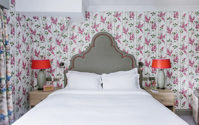 Bedroom at Large manor house in Tring , R849 (photo 18)