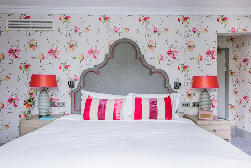 Bedroom at Large manor house in Tring , R849 (photo 22)