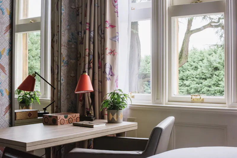 Large manor house in Tring , R849 (photo 21)