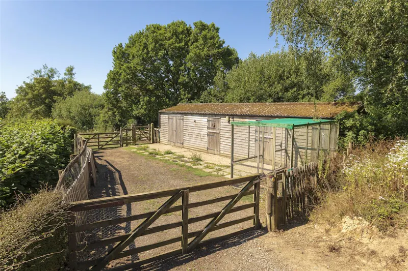 Grade 2 listed home Ashford, H1018 (photo 16)
