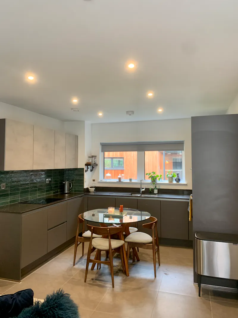 Kitchen at Apartment in Hackney Wick, D2544 (photo 6)
