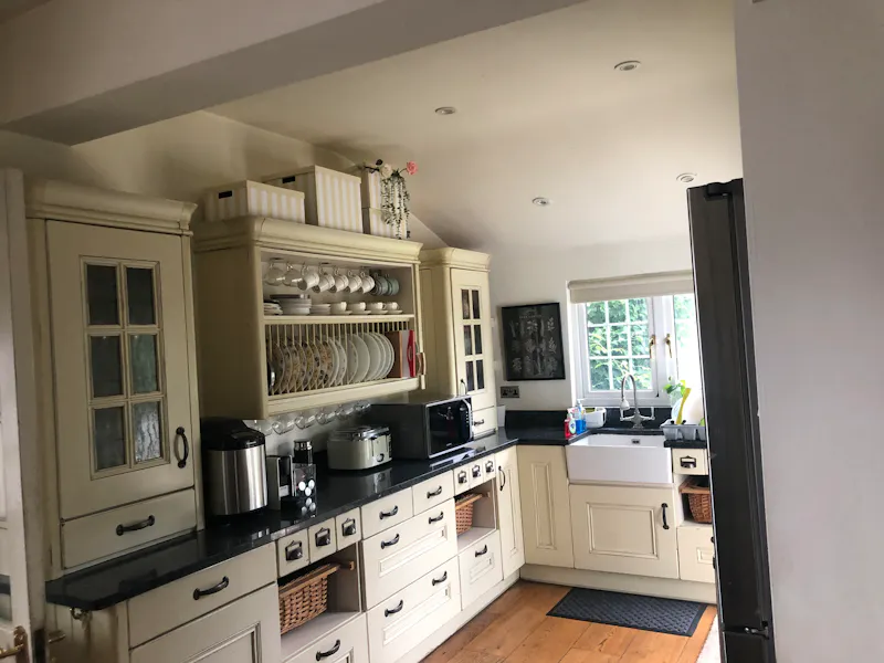 Detached South Croydon home, D2547 (photo 2)