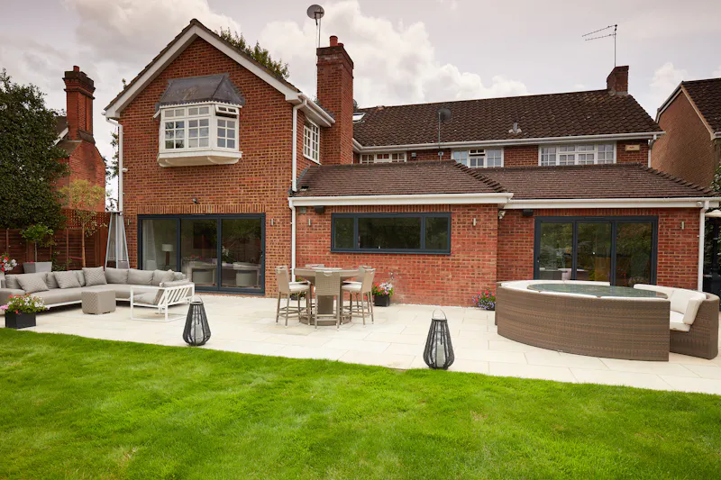 Large detached house Weybridge, D2248 (photo 56)