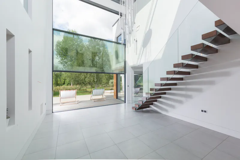 Sleek, modern Shiplake house, K432 (photo 30)
