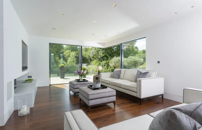 Sleek, modern Shiplake house, K432 (photo 16)