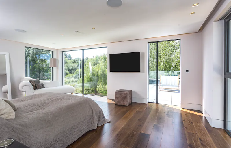 Sleek, modern Shiplake house, K432 (photo 37)