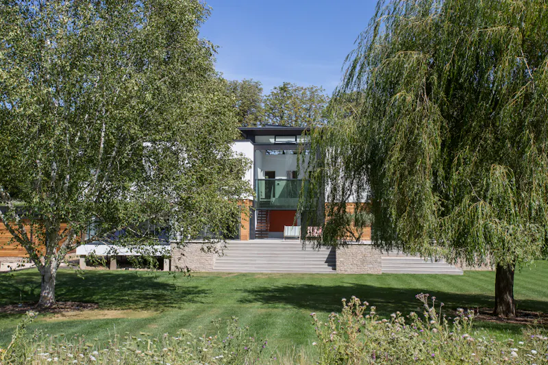 Sleek, modern Shiplake house, K432 (photo 64)