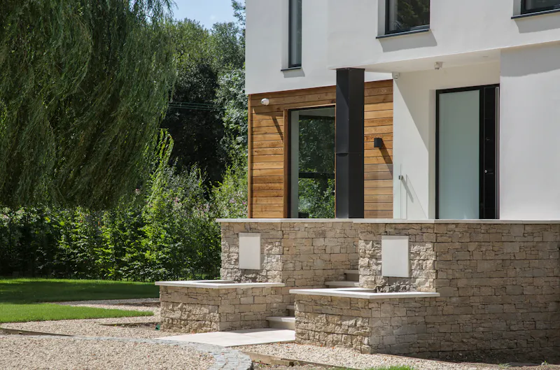 Sleek, modern Shiplake house, K432 (photo 69)