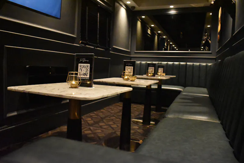 Warehouse/Bar space in Barking, N502 (photo 9)