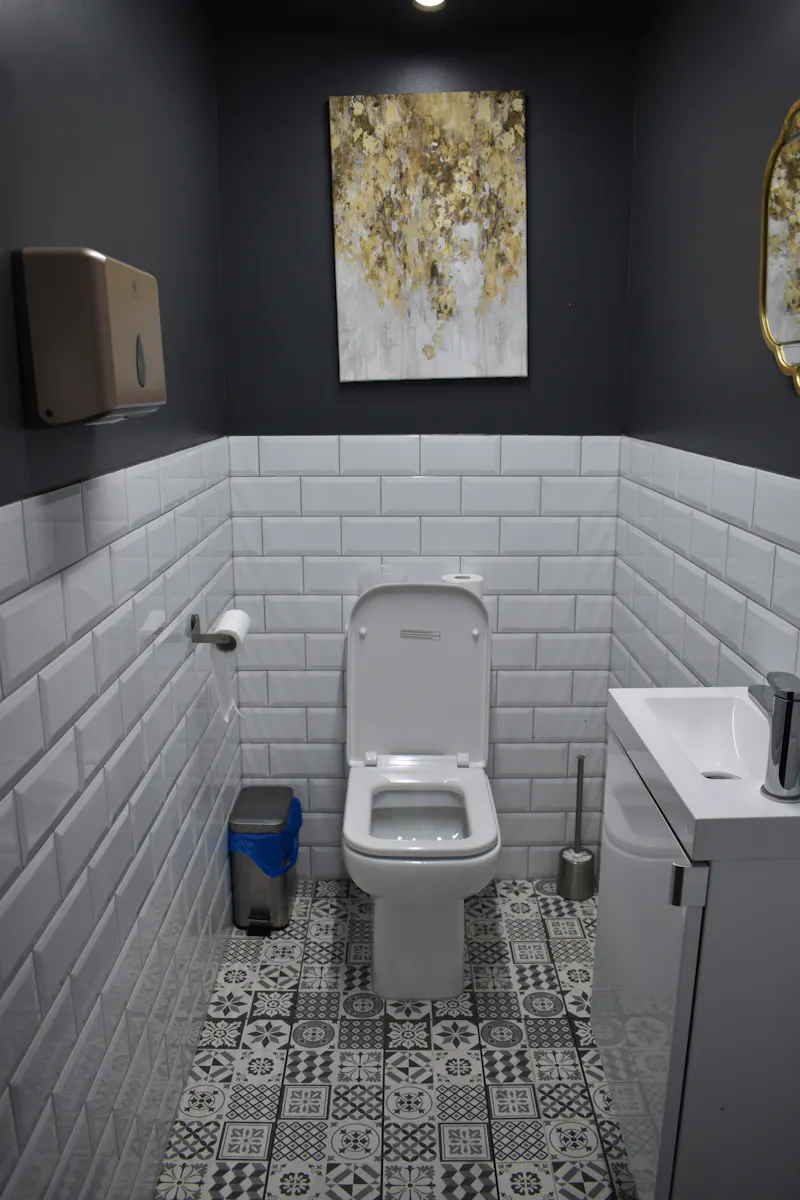 Bathroom at Warehouse/Bar space in Barking, N502 (photo 19)