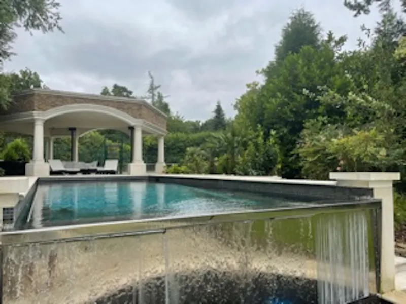 Luxury Weybridge mansion, D2443 (photo 44)