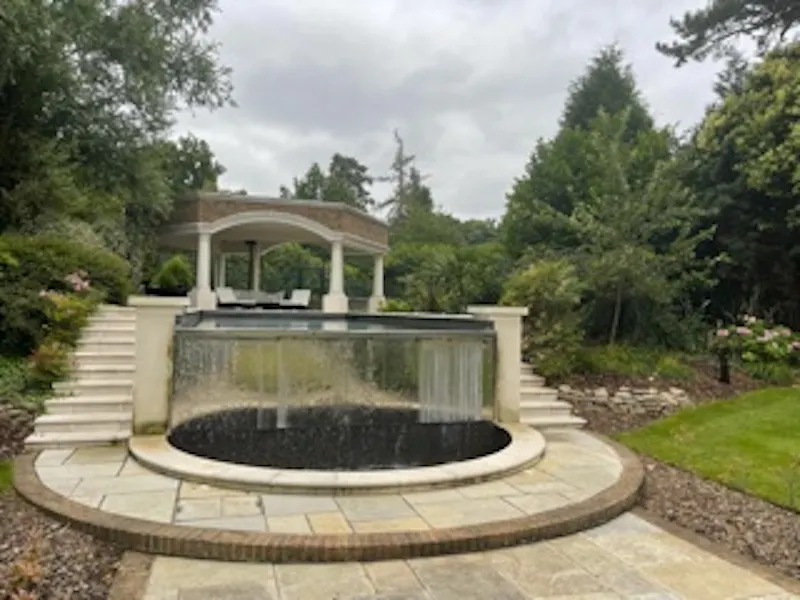 Luxury Weybridge mansion, D2443 (photo 39)