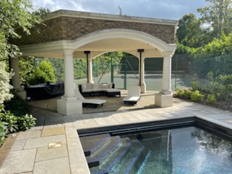 Luxury Weybridge mansion, D2443 (photo 46)