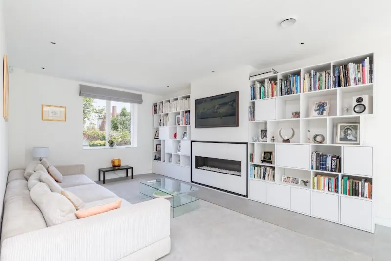 Sitting room at Modern home Putney, D2555 (photo 10)