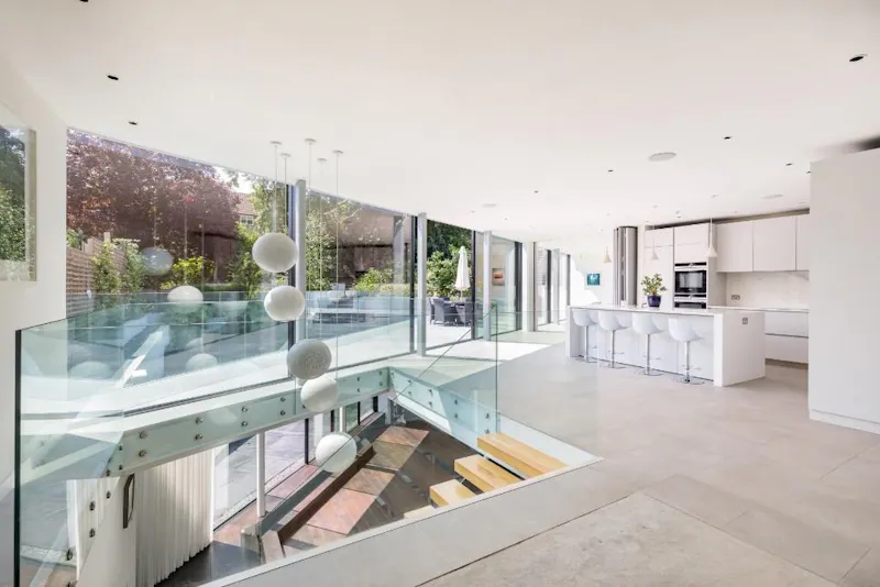 Kitchen at Modern home Putney, D2555 (photo 6)