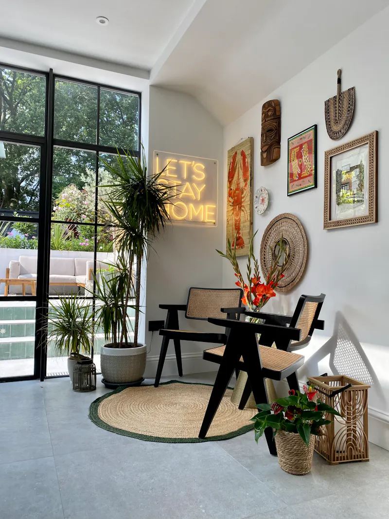 1920's renovation Forest Hill, D2557 (photo 4)
