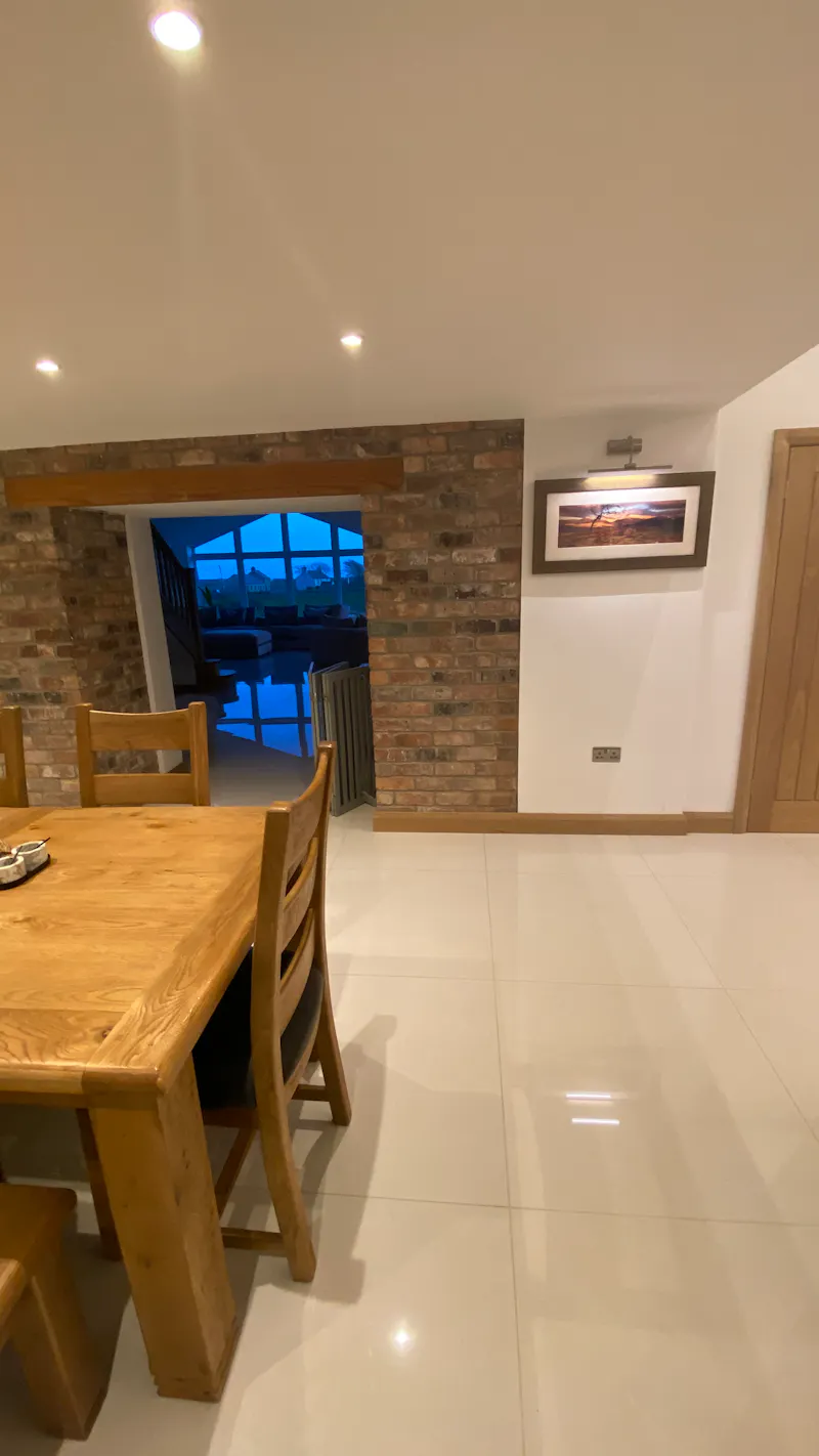 Anglesey bay modern home, D2562 (photo 13)