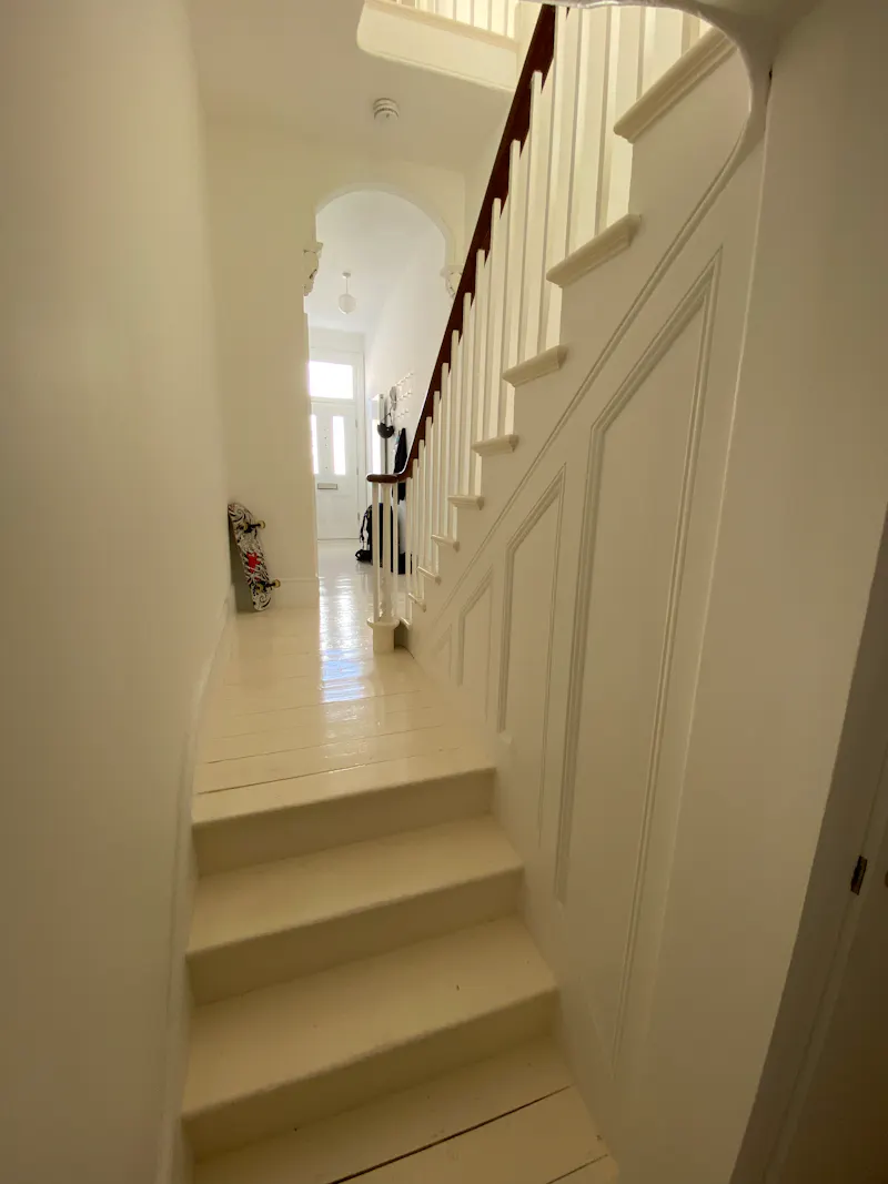 Modern 1860's home in Margate, B1939 (photo 11)