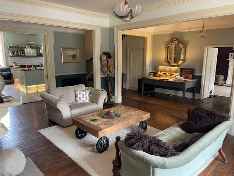 Queen Anne Bayford house, A1559 (photo 9)